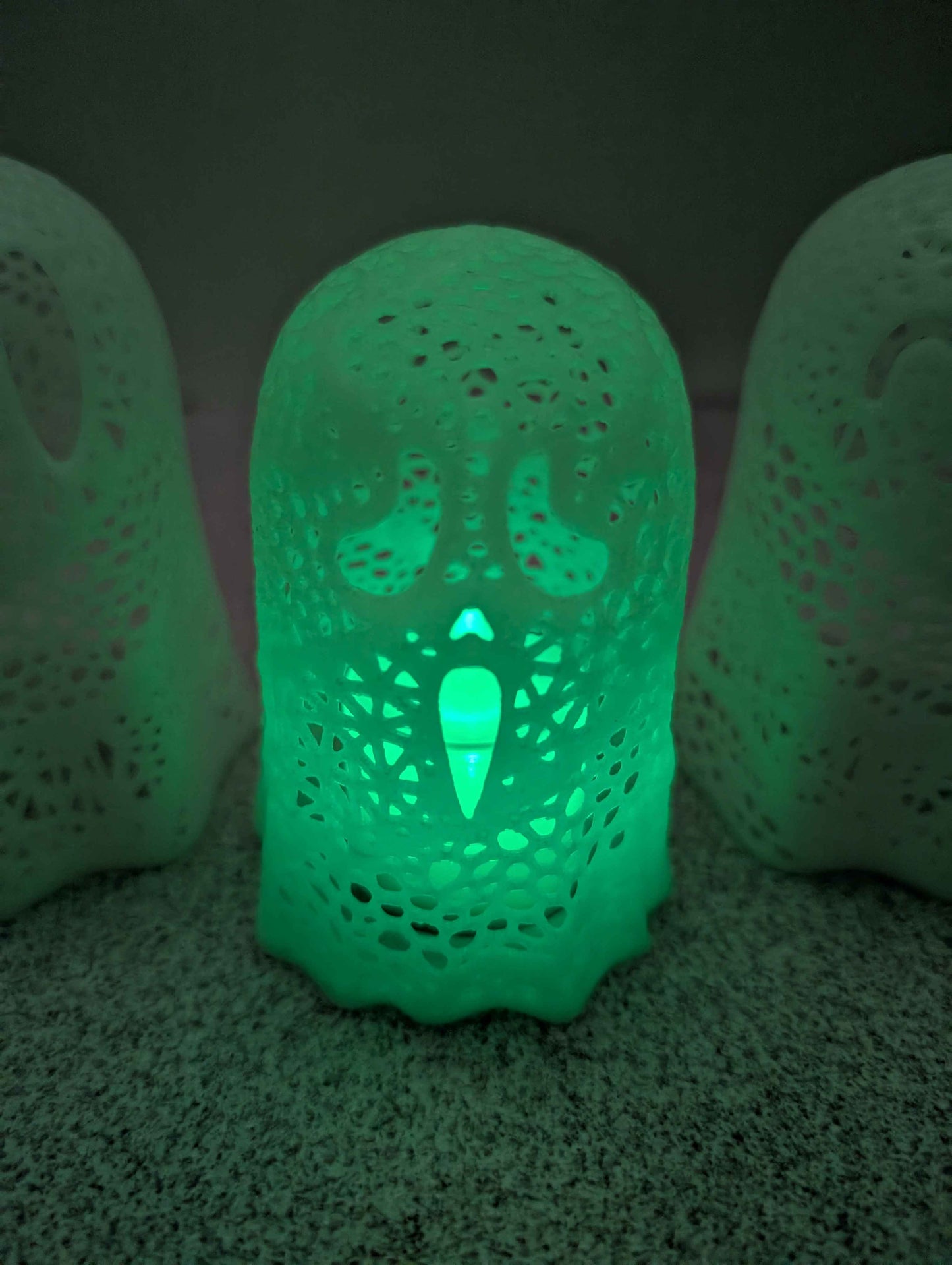 Halloween Ghost, Various Hole Ghost!