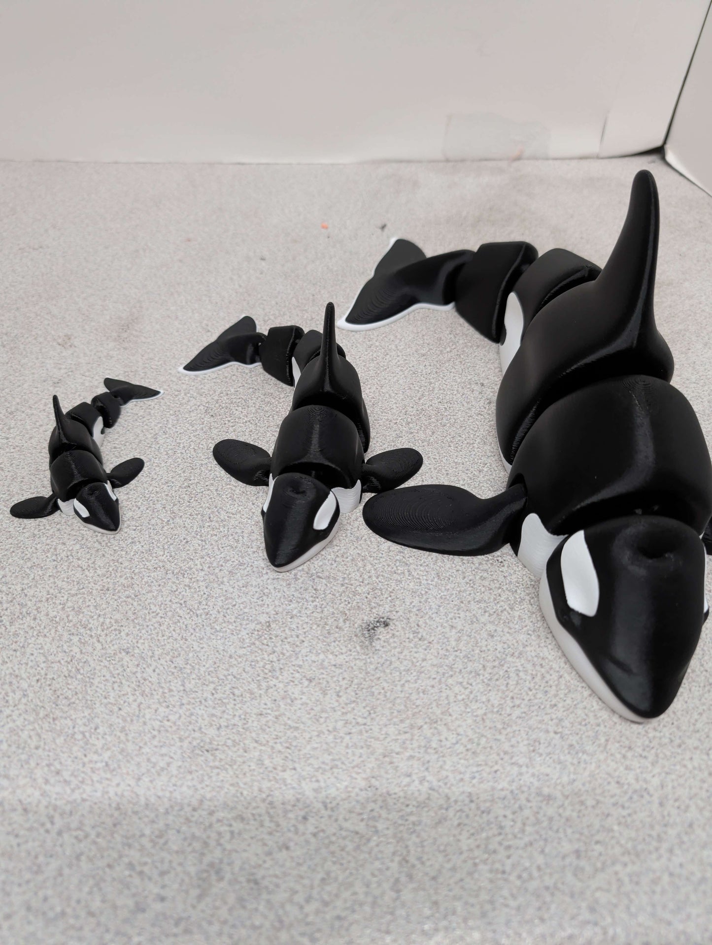 Orca Articulated Figure, Poseable Killer Whale, Fidget Desk Pet Gift