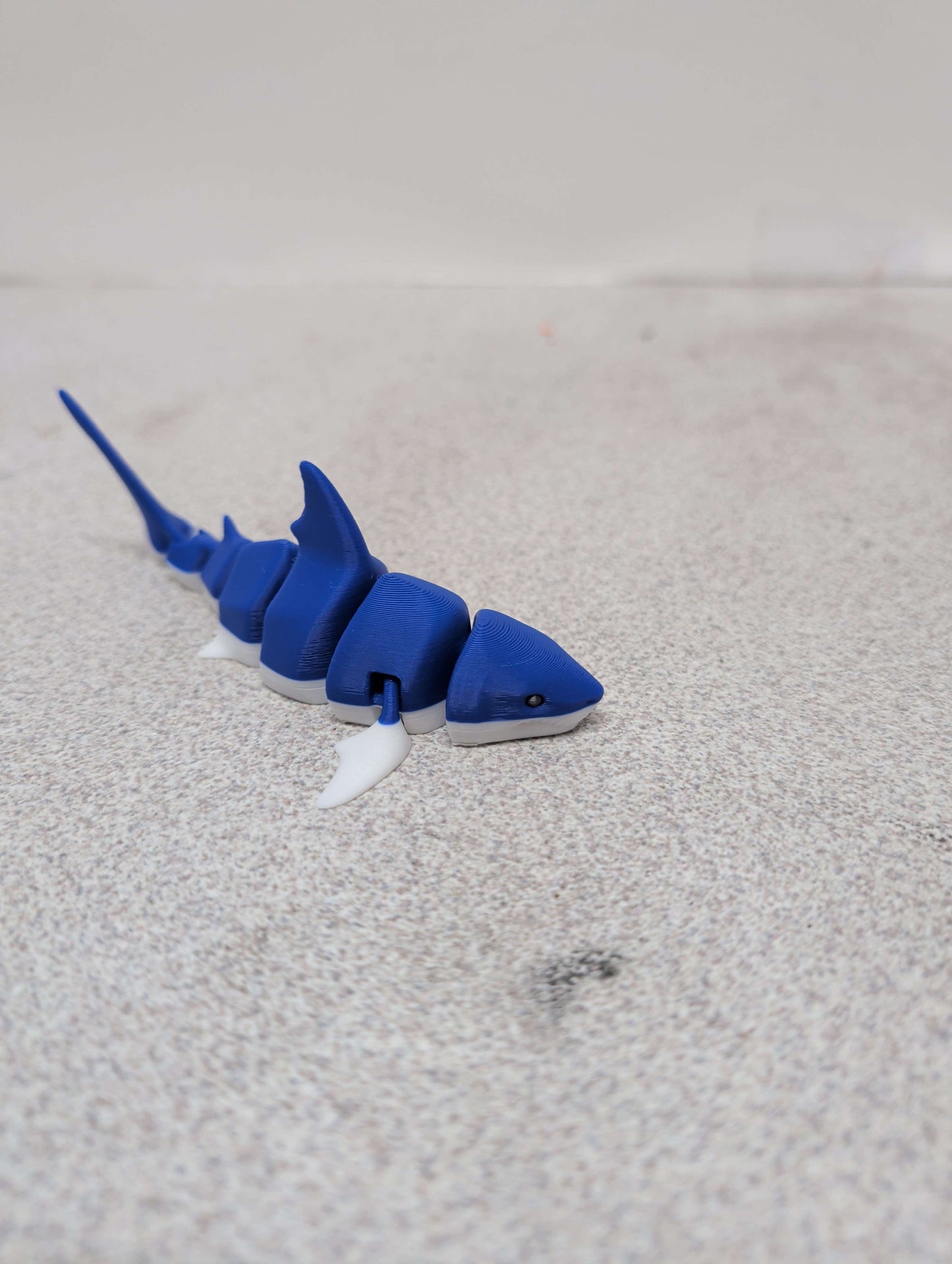 Great White Shark Articulated Toy, Poseable 3D Printed Shark, Fidget Desk Pet Gift